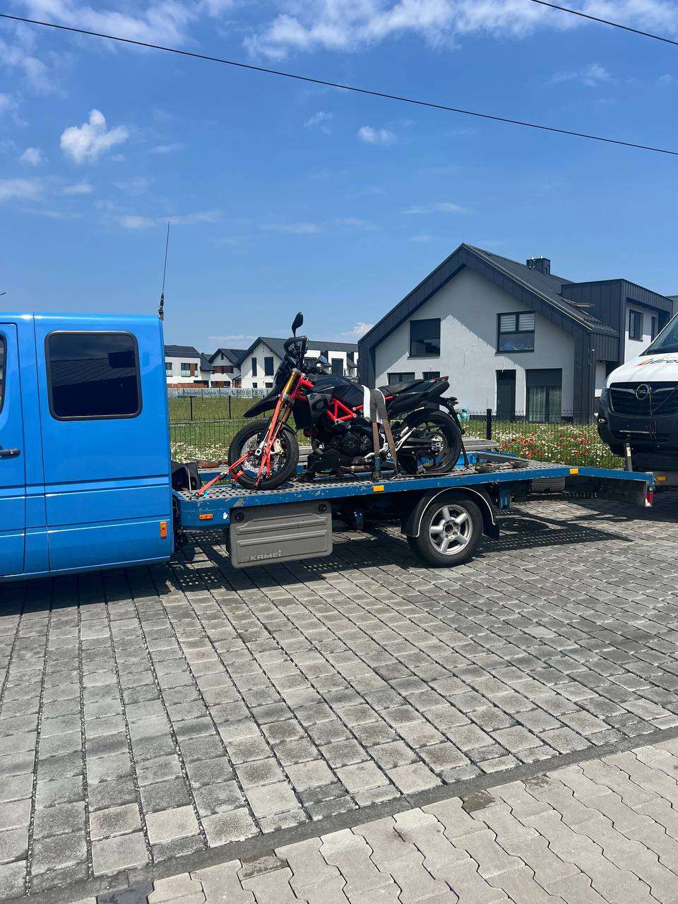 Motorcycle transport service